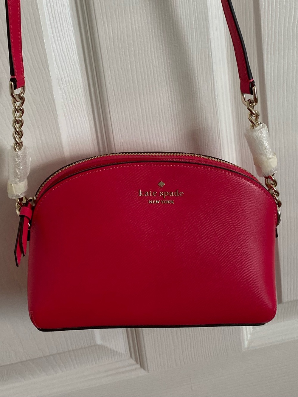 Kate Spade New York Perry Dome Crossbody Bag – Vibrant Pink/Red Saffiano